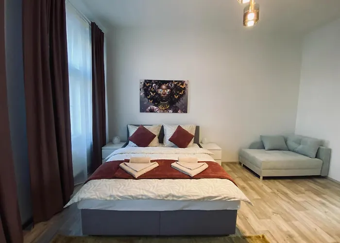 Moderni Apartman Vedle Divadla - Netflix, Wi-Fi Zdarma