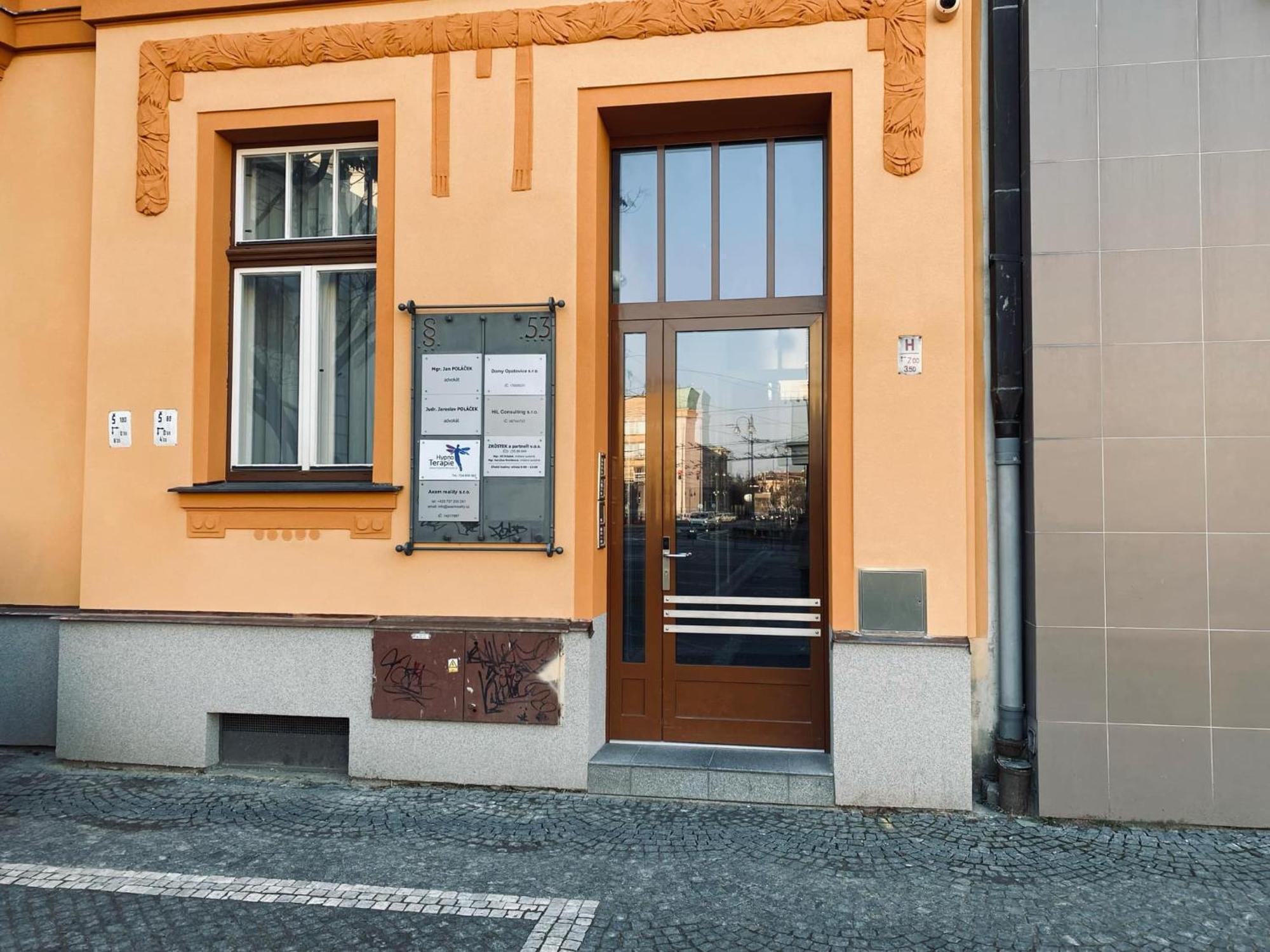 Appartement Moderni Vedle Divadla - Netflix, Wi-fi Zdarma